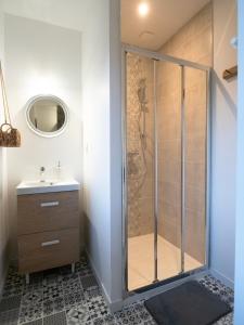 Evasion urbaine, 1 ou 2 villas, 4 a 8 chambres : photos des chambres