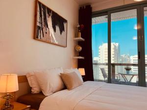 ONE Guest Place Private Bedroom with Balcony