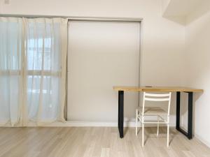 Shinjuku Kabuki Youth Hostel#New Sunshine Room#50 second walk from Higashi Shinjuku subway#Automatic locking door at entrance#新宿2