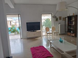 Central 2-Bedroom penthouse