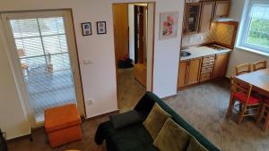 Resort Koloděje-žlutý dům
