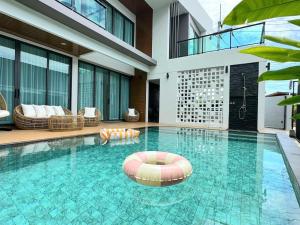 Stay Tuned Pool Villa in Pattaya