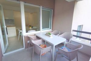 Double bedroom apartment No 16, first row by the sea, Beach House Ana 
