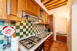 Podere Vergianoni con piscina e vista mozzafiato