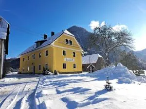 Peterhof – komm als Gast & geh als Freund - Vorderstoder