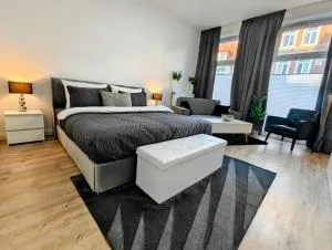 Superior Apartment Wismar Zentrum Historische Altstadt 2 Schlafzimmer 2 Badezimmer Kingsize-Betten, für bis zu 8 Personen - Steffin