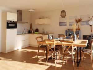 Apartment in Heeg with Heegermeer Views