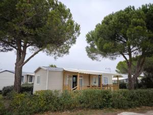 Campings Charme, Confort & Espace, 3 ch, 40 m2, super equipe : photos des chambres