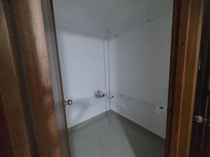 Cama king, piscina 3 habitacines