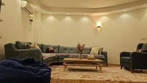 البيت النهري - 伊利扎