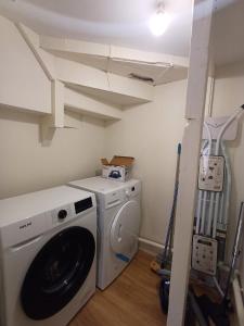 Appartements maison quartier prefecture 4 chambres 3 sdb wifi : photos des chambres