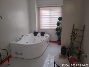 Serenity Homes with Indoor Jacuzzi