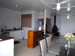 ap amplo com vista para mar com 3 suítes