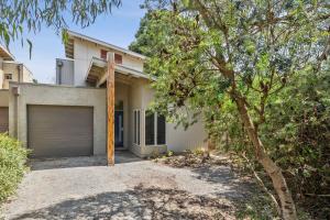 Minifie Beach House 13