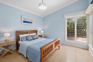 Minifie Beach House 13