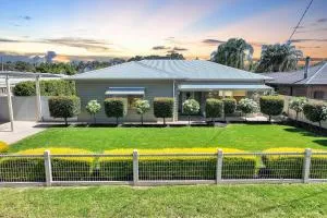 Kabinga Kottage - Echuca Holiday Homes - Kanyapella