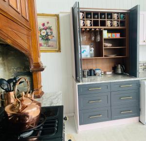 Clare Cottage ADL RW Pty Ltd trading as Murphys cottages