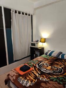 Pieza independiente con baño privado