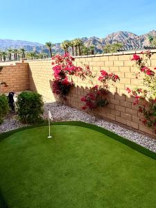 Luxury and comfort throughout Pool Spa Putting Green