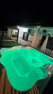 Casa Amor Perfeito com Jacuzzi- 3 Quartos climatizados- Casa confortável e próximo ao Parque Termal! - 马沙蒂纽