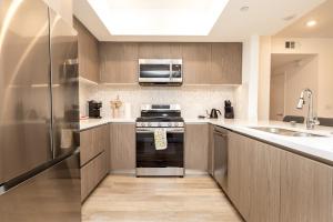 Exquisite Haven with Patio Sleeps 4