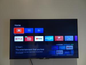 Aurora Escalades Tower near Smart Araneta Colisium