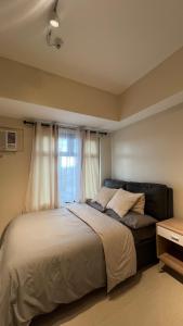 Aurora Escalades Tower near Smart Araneta Colisium