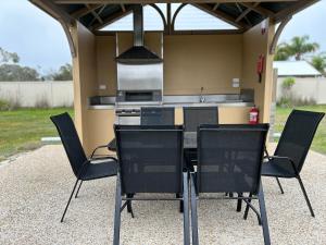 Le Grande Villas Raymond Island