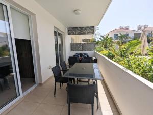 Violetta Apartment, Ground Floor Pool View