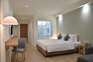 Squirrel House - Bang Rak