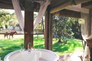 Luxury Couples Glamping Retreat - with Open Air Bath