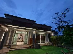BaanRatsitornHomestay - Ko Bulon Le