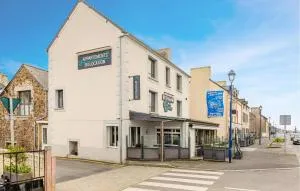 Pet Friendly Apartment - La Fresnais