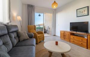 Beautiful Apartment In Garrucha