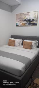 Southgate Residence, Ellegance