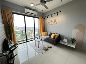 RiverView 8PAX 3BR in KBtown Netflix WiFi, A-12-2