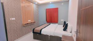 Hotel O Rai Residency