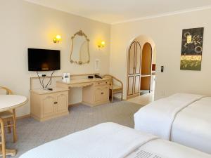 Golden Chain Country Plaza Motel Halls Gap