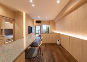 UH Suite Namba Station