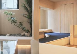 UH Suite Namba Station