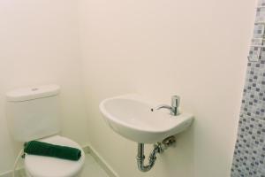 Cozy and Simply Look Studio No Kitchen Apartment Aeropolis Residence By Travelio