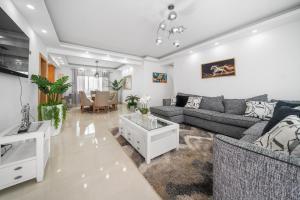 Serenity in the Heart of Santiago 3-Bedroom Apartment Retreat