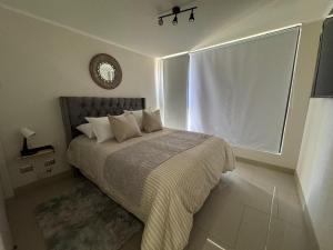 HOM I Nuevo Depto 1D1B 3PAX en Santiago Centro