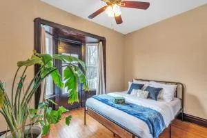 Chic STL Townhome - Clifton Heights