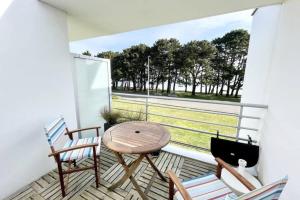 Appartements Charmant T2 Top Cosy Face a la rade : photos des chambres