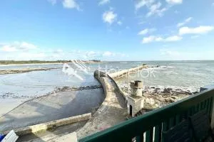 T3 Duplex Vue mer 180 sur le port de Lomener - Kerpape