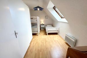 Appartements T3 Duplex Vue mer 180 sur le port de Lomener : photos des chambres