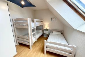 Appartements T3 Duplex Vue mer 180 sur le port de Lomener : photos des chambres