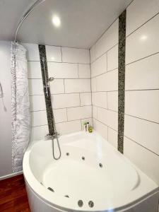 Appartements T2 Top Cocooning - Proche plages et du centre : photos des chambres