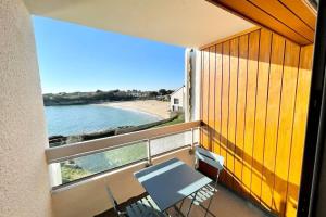 Appartements Pieds Dans L'Eau T2 Archi Cosy - Vue mer 180 : photos des chambres